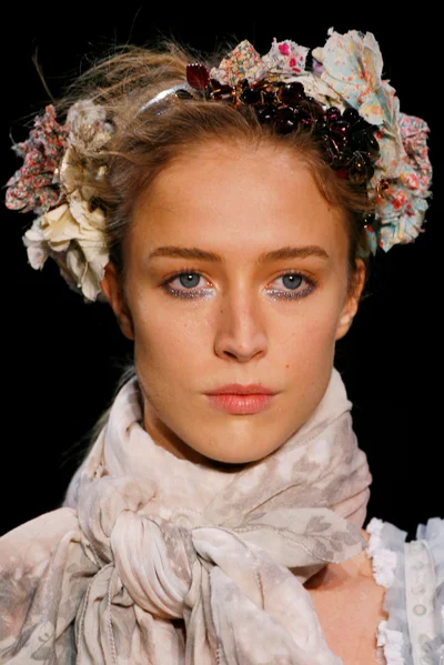 Look 12